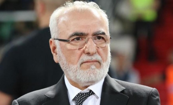 &Omicron;&Tau;&Alpha;&Nu; &Eta; &Pi;&Rho;&Alpha;&Gamma;&Mu;&Alpha;&Tau;&Iota;&Kappa;&Omicron;&Tau;&Eta;&Tau;&Alpha; &Sigma;&Omicron;&Upsilon; &Gamma;&Upsilon;&Rho;&Iota;&Zeta;&Epsilon;&Iota; &Tau;&Eta;&Nu; &Pi;&Lambda;&Alpha;&Tau;&Eta; (&Psi;&Alpha;&Chi;&Nu;&Epsilon;&Iota;&Sigma; &Nu;&Alpha; &Rho;&Iota;&Xi;&Epsilon;&Iota;&Sigma; &Tau;&Eta;&Nu; &Epsilon;&Upsilon;&Theta;&Upsilon;&Nu;&Eta; &Sigma;&Tau;&Omicron;&Upsilon;&Sigma; &Alpha;&Lambda;&Lambda;&Omicron;&Upsilon;&Sigma;)