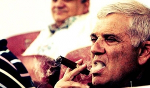 &Mu;&Iota;&Alpha; &Tau;&Omicron;&Upsilon; &Kappa;&Lambda;&Epsilon;&Phi;&Tau;&Eta;, &Delta;&Upsilon;&Omicron; &Tau;&Omicron;&Upsilon; &Kappa;&Lambda;&Epsilon;&Phi;&Tau;&Eta;, &Tau;&Rho;&Epsilon;&Iota;&Sigma; &Kappa;&Alpha;&Iota; &Eta; &Kappa;&Alpha;&Kappa;&Eta; &Tau;&Omicron;&Upsilon; &Mu;&Epsilon;&Rho;&Alpha;&hellip;