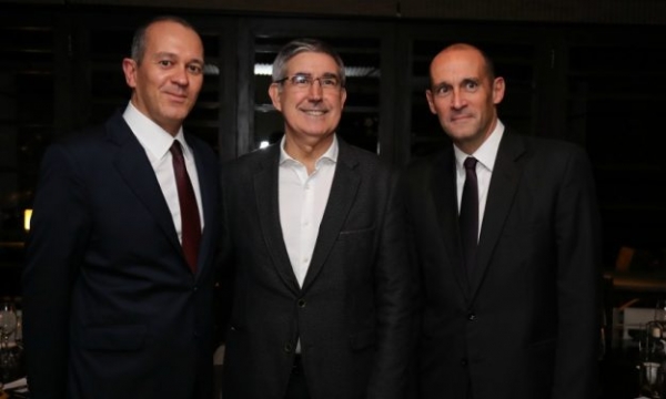 &Epsilon;&Upsilon;&Rho;&Omega;&Lambda;&Iota;&Gamma;&Kappa;&Alpha;: &Omicron;&Lambda;&Omicron;&Iota; &Gamma;&Iota;&Alpha; &Epsilon;&Nu;&Alpha;&Nu; &Kappa;&Alpha;&Iota; &Omicron; &Epsilon;&Nu;&Alpha;&Sigma; &Gamma;&Iota;&Alpha; &Tau;&Omicron;&Nu; &Epsilon;&Alpha;&Upsilon;&Tau;&Omicron; &Tau;&Omicron;&Upsilon; (&Tau;&Omicron;&Sigma;&Omicron;&Sigma; &Alpha;&Gamma;&Omega;&Nu;&Alpha;&Sigma; &Nu;&Alpha; &Kappa;&Alpha;&Tau;&Alpha;&Sigma;&Tau;&Rho;&Alpha;&Phi;&Omicron;&Upsilon;&Nu; &Tau;&Alpha; &Epsilon;&Theta;&Nu;&Iota;&Kappa;&Alpha; &Pi;&Rho;&Omega;&Tau;&Alpha;&Theta;&Lambda;&Eta;&Mu;&Alpha;&Tau;&Alpha; &Gamma;&Iota;&rsquo; &Alpha;&Upsilon;&Tau;&Omicron;;)